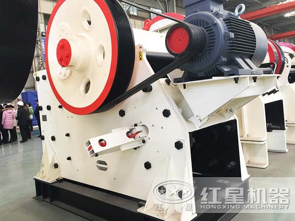 新一代CJ歐版顎式破碎機(jī)憑借高產(chǎn)、低耗迅速走紅市場(chǎng)