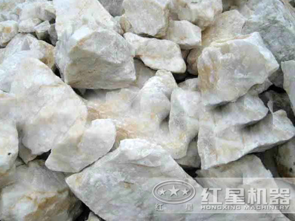 時(shí)產(chǎn)800噸的硅石破碎生產(chǎn)線需要哪些設(shè)備？需要投資多少錢(qián)？