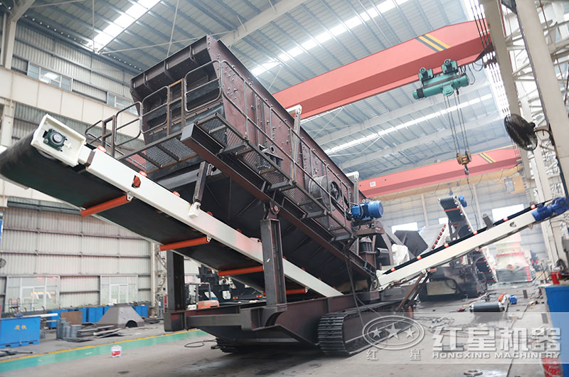 大型移動砂石分離機(jī)設(shè)備加工車間