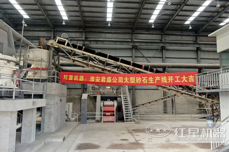 粉碎石頭的機(jī)器多少錢(qián)一臺(tái)？可以粉碎建筑垃圾嗎？